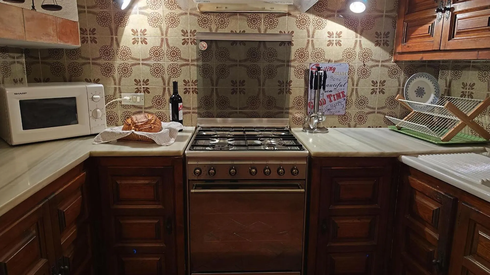 Casa De Piedra Del Siglo XVII Restaurada Con Encanto, Para 8 Personas, En Castello D'Empuries - Es-228-96 別荘